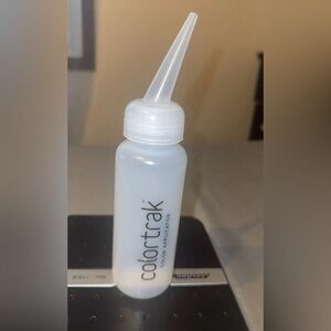 Hair Color Applicator Bottle Colortrak with Slanted Tip for Precision 8 oz NEW